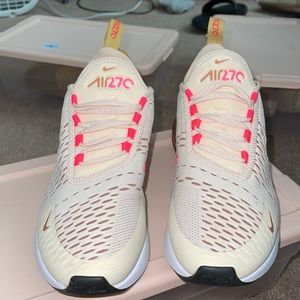 Nike air 270